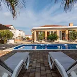 Luxury Agape Palm Tennisplatz Villa *