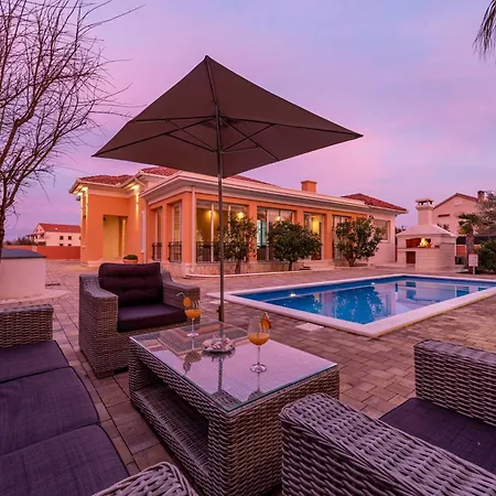 Luxury Agape Palm Tennisplatz * Privlaka (Zadar)