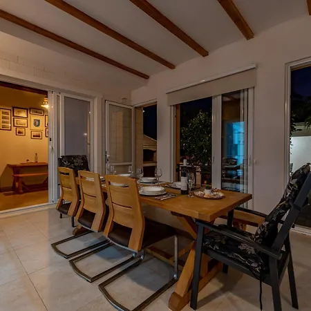 Villa Luxury Agape Palm Tennisplatz *