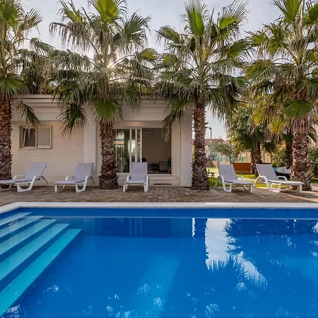 Willa Luxury Agape Palm Tennisplatz Privlaka (Zadar)