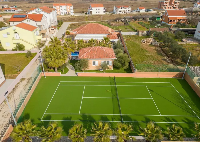Villa Luxury Agape Palm Tennisplatz *