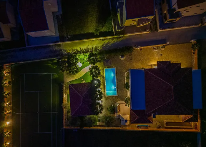 Luxury Agape Palm Tennisplatz Privlaka (Zadar)