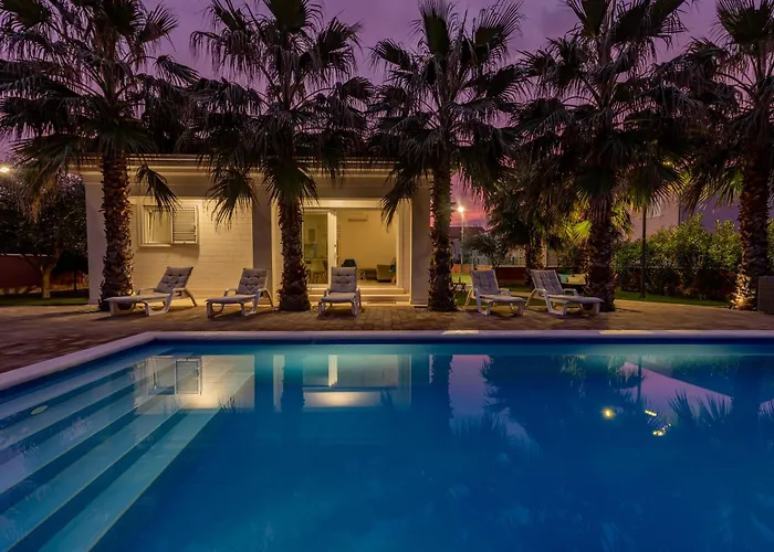 Villa Luxury Agape Palm Tennisplatz *