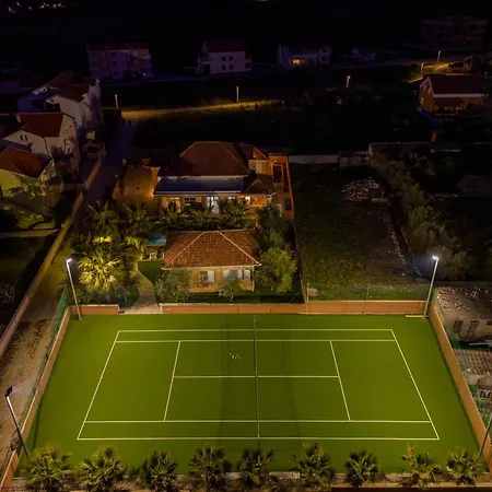 Villa Luxury Agape Palm Tennisplatz *