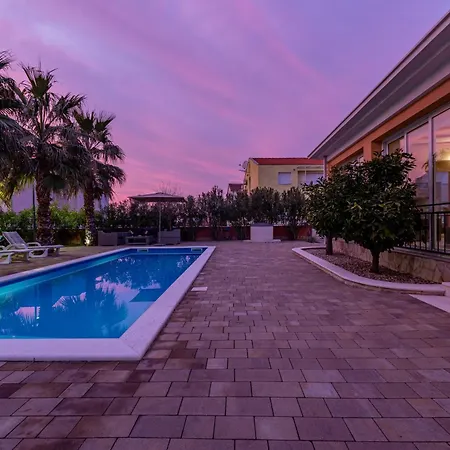 Luxury Agape Palm Tennisplatz Privlaka (Zadar)