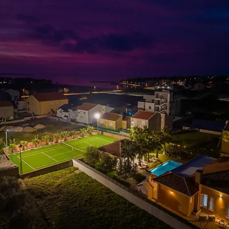 Luxury Agape Palm Tennisplatz * Privlaka (Zadar)