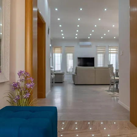 Luxury Agape Palm Tennisplatz Villa Privlaka (Zadar)