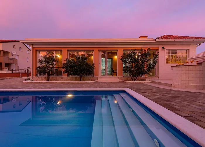 Villa Luxury Agape Palm Tennisplatz *
