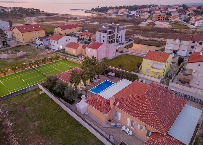 Luxury Agape Palm Tennisplatz Privlaka (Zadar)